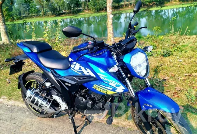 Suzuki Gixxer Fi abs naked 2022
