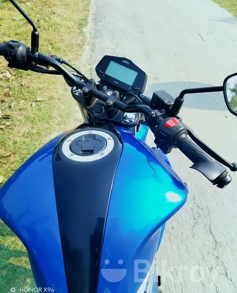 Suzuki Gixxer Fi abs naked 2022