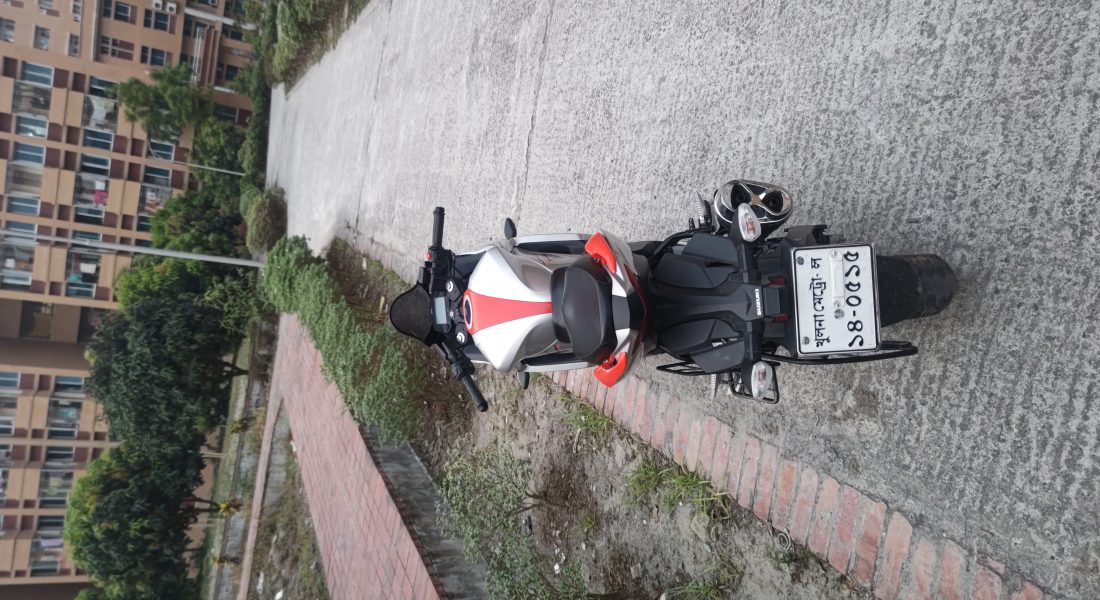 Suzuki gixxer sf fi Abs