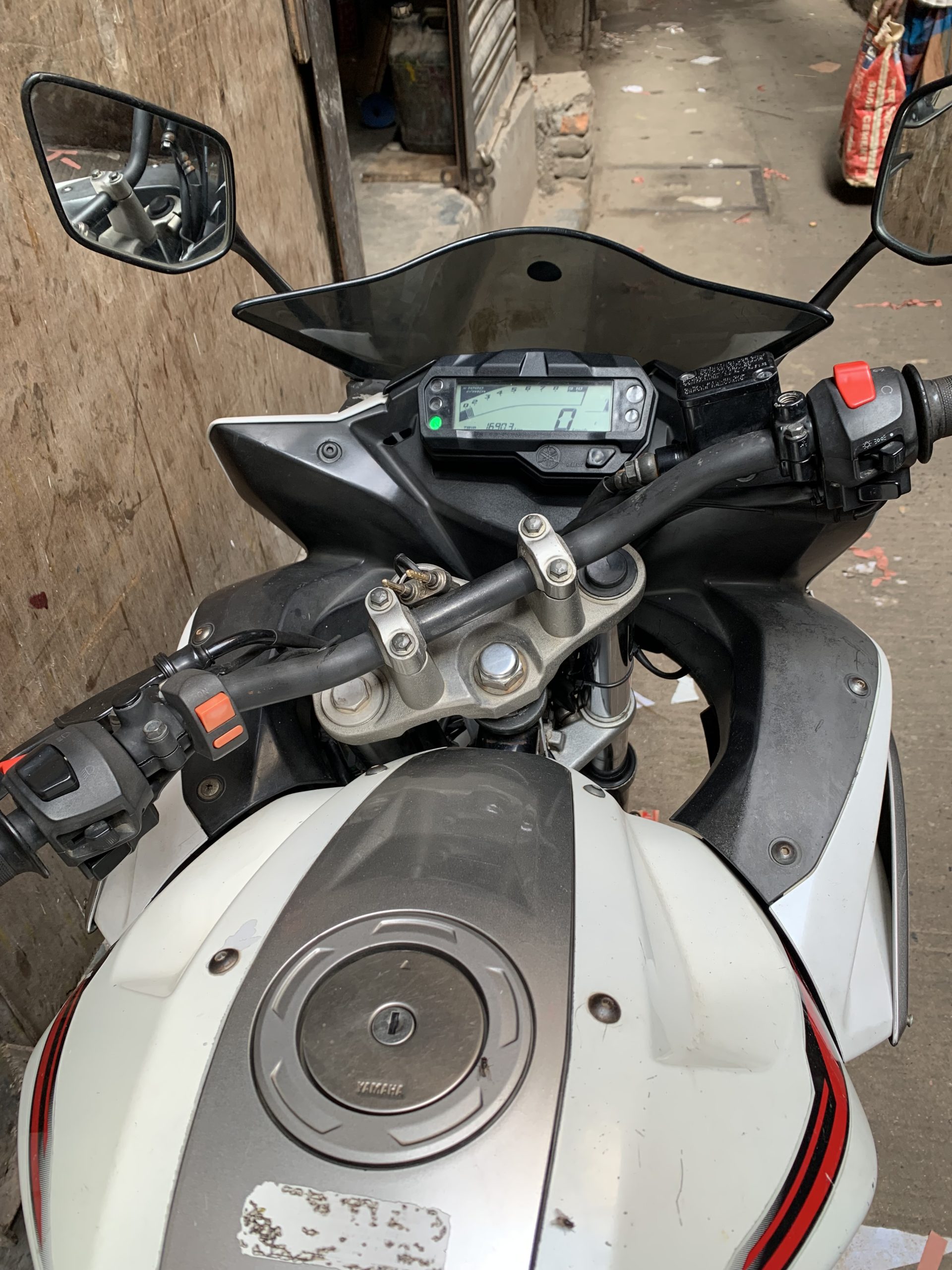 Yamaha fazer v2