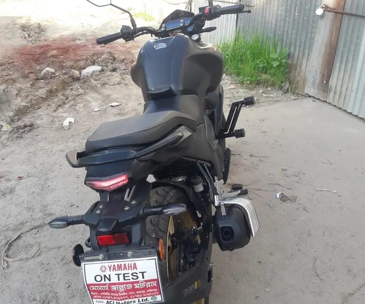 Yamaha FZ-S / 3200 KM only
