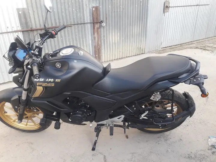 Yamaha FZ-S / 3200 KM only